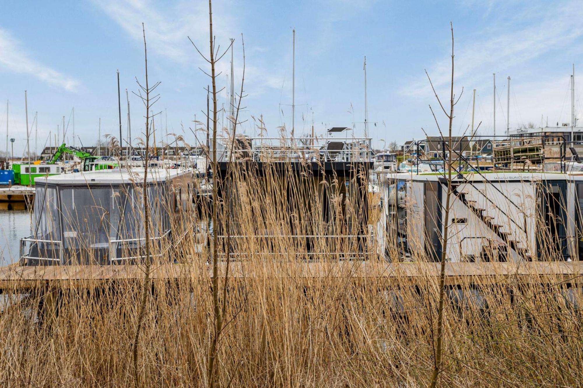 Luxurious Waterloft Near Beach And Centre By Weltevreden Experience ゼーウォルデ エクステリア 写真