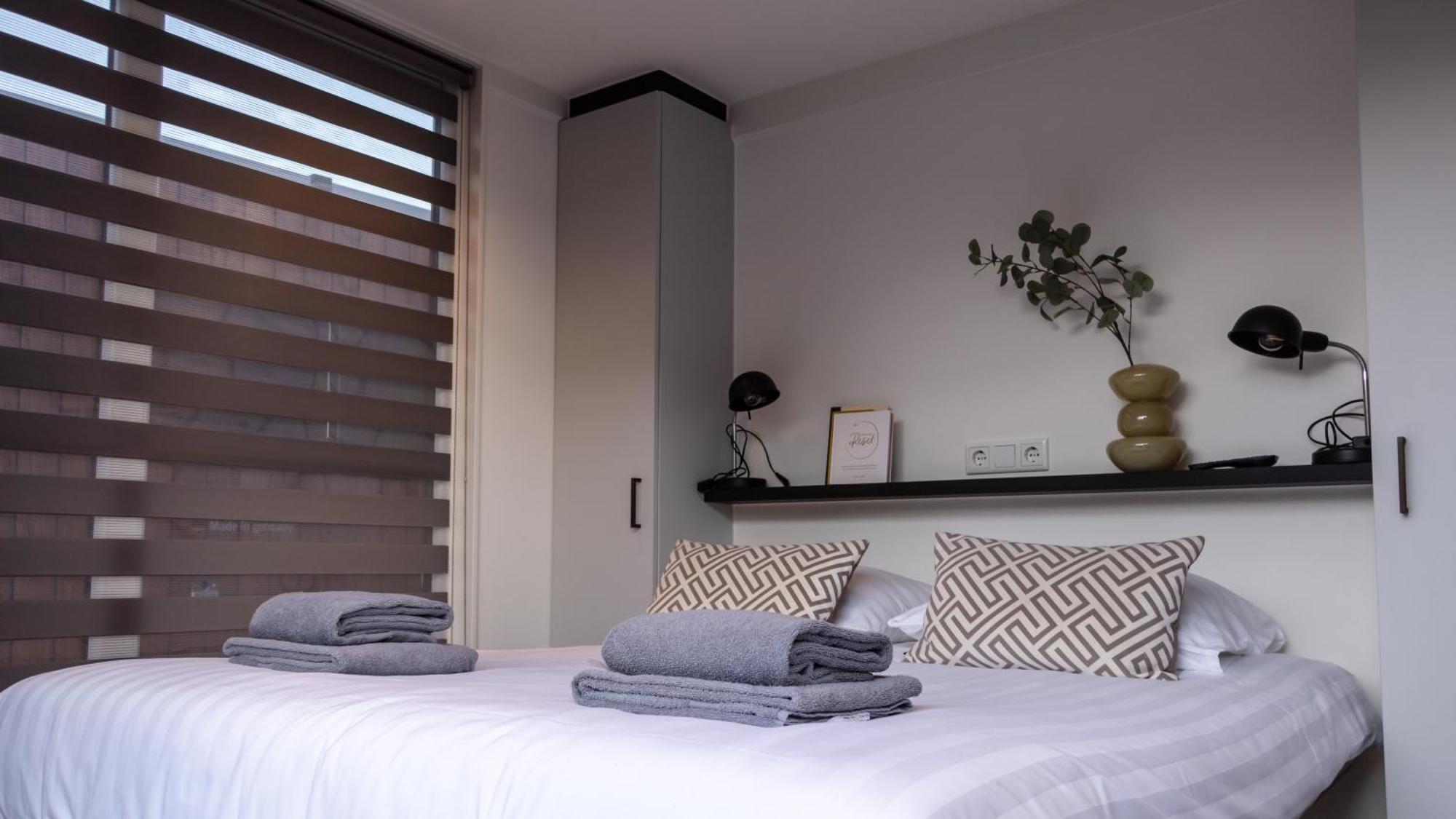 Luxurious Waterloft Near Beach And Centre By Weltevreden Experience ゼーウォルデ エクステリア 写真